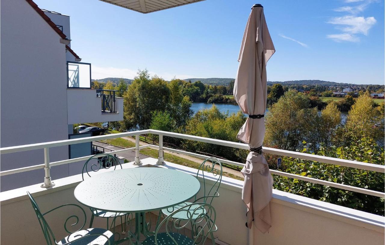 Awesome Apartment In Triel-Sur-Seine With Kitchen מראה חיצוני תמונה