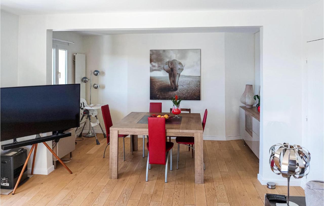 Awesome Apartment In Triel-Sur-Seine With Kitchen מראה חיצוני תמונה